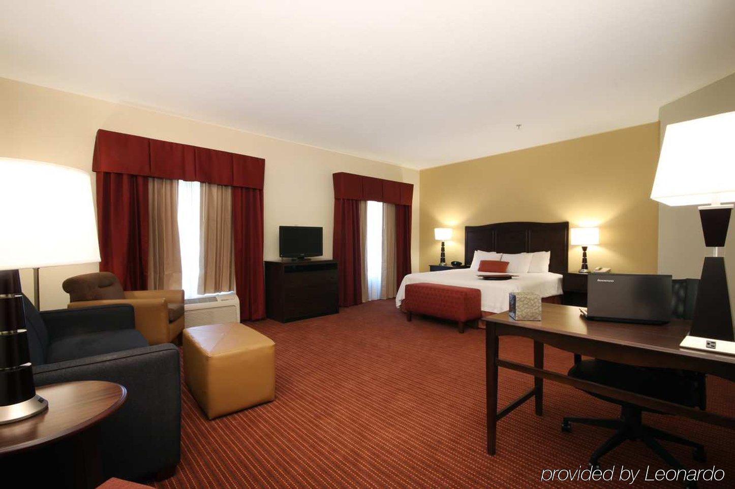 Hampton Inn Champaign/Urbana Chambre photo